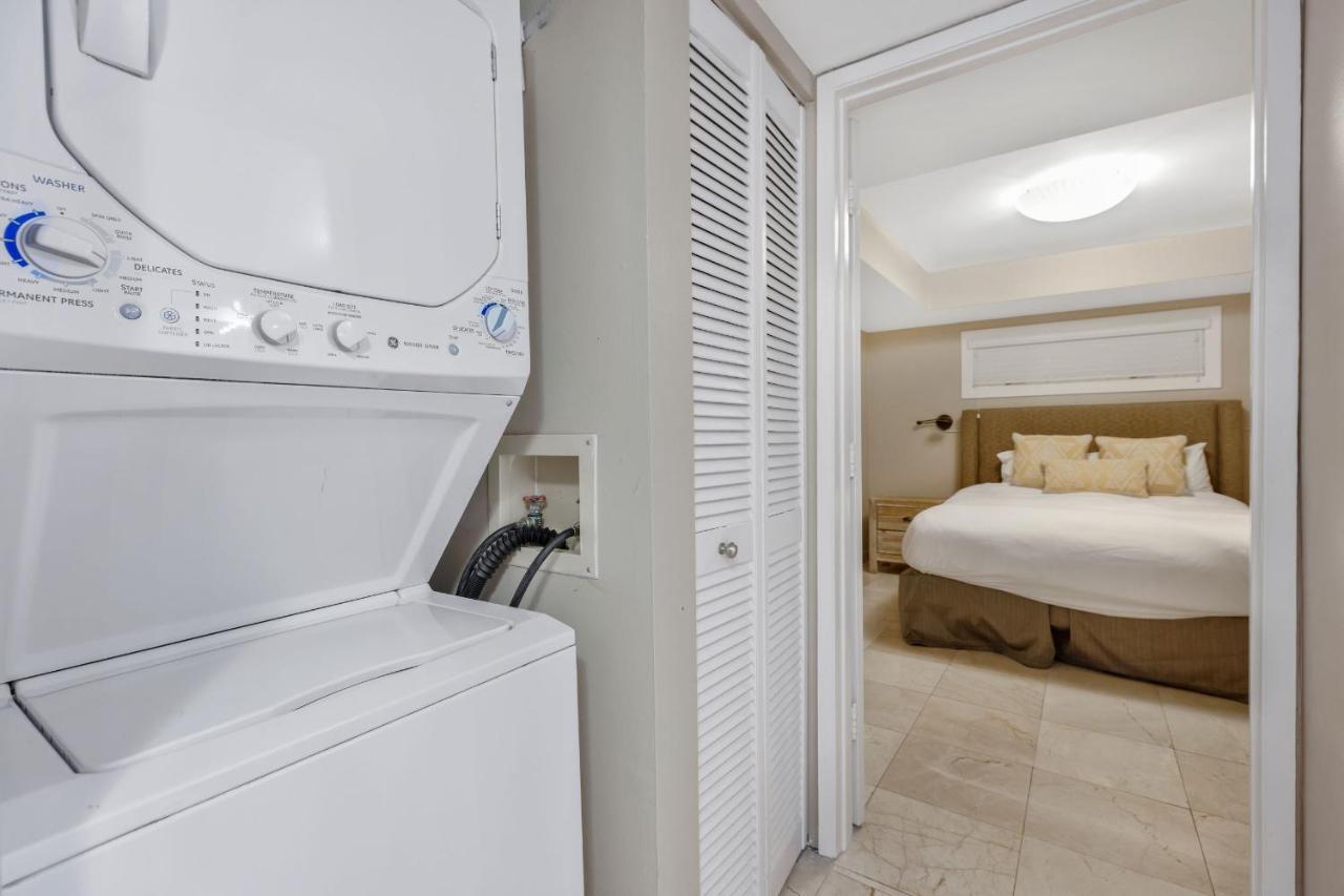 High Rise Comfort With Balcony Doral Eksteriør billede
